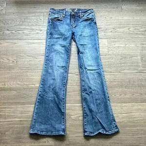 𝅺c’est Toi | Vintage Y2K  jeans with slight flare